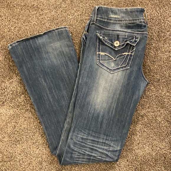 Refuge Jeans - Picture 6 of 6